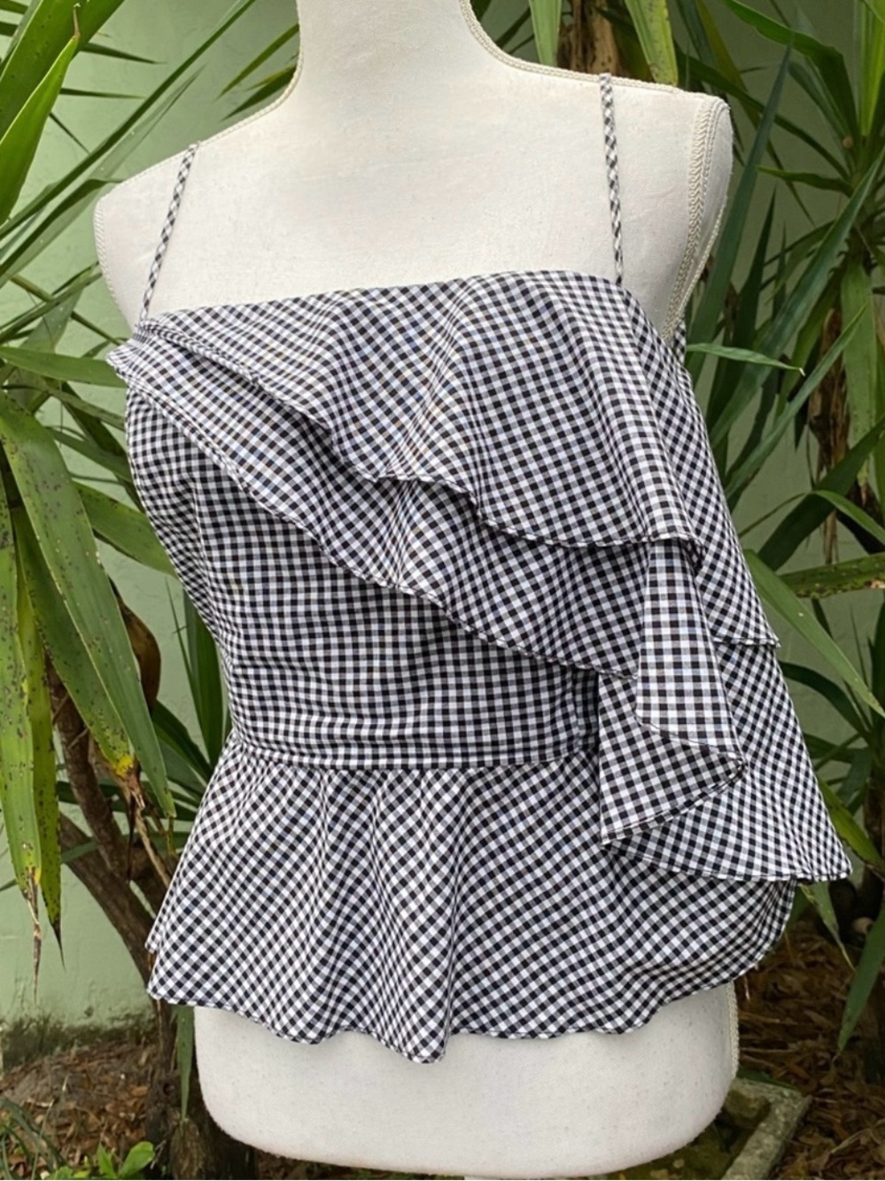 Intermix - Gingham Ruffle Peplum Cami Top - Black/White